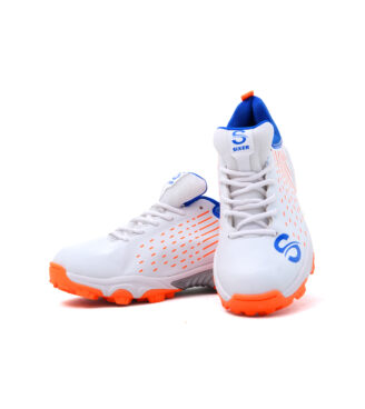 Lightweight Performance Cricket Shoes for All-Round Play